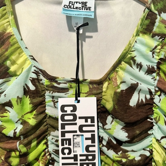 Future Collection Green Floral BodyCon Mini Dress - Picture 12 of 13